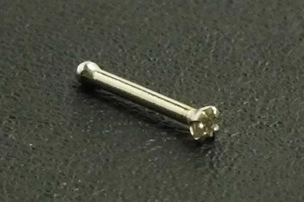 ダイヤモンド（SI/1.5mm）ノーズボーン鼻ピアス 20G