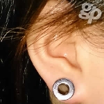 なちゅ★さんの耳たぶのボディピアス