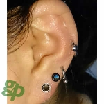 なちゅ★さんの耳・軟骨ボディーピアス